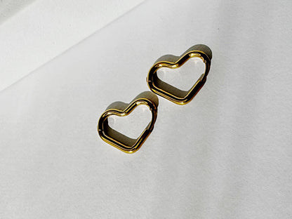 Mélisse Heart Hoop Earrings