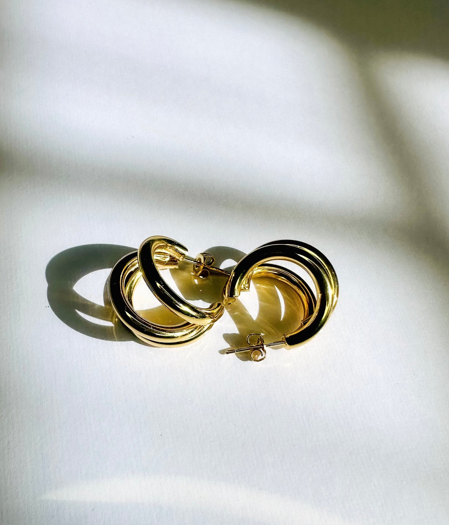 Lys Layered Hoop Earrings