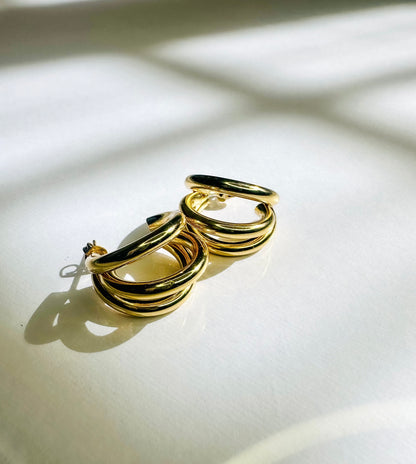 Lys Layered Hoop Earrings